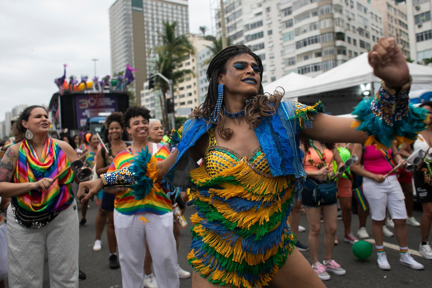 Brazilian revelers at Rio’s Pride march rejoice after Bolsonaro’s preemptive jailing | iNFOnews.ca