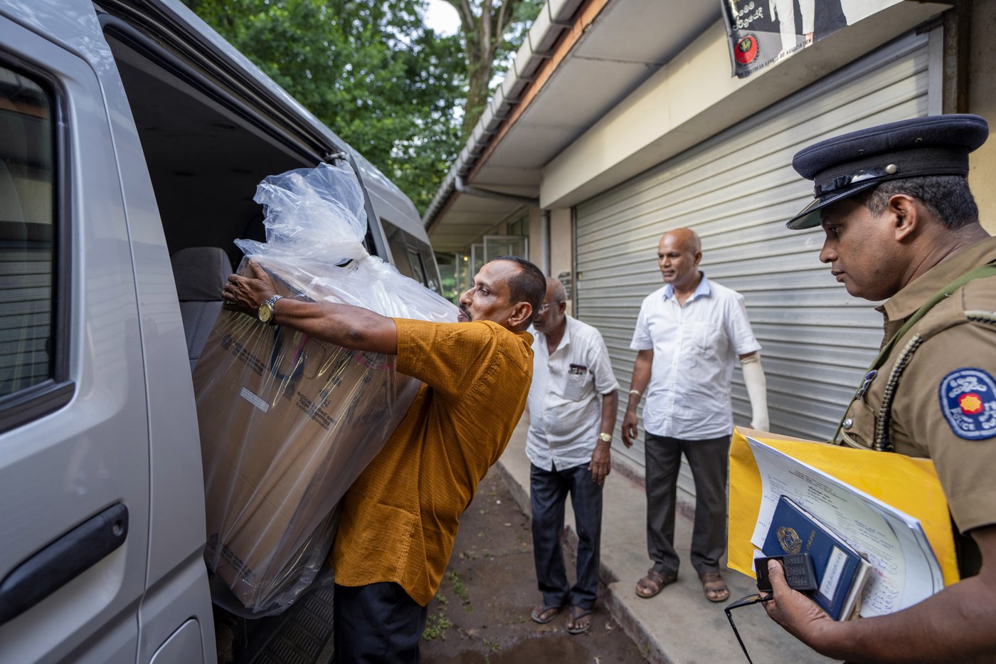 Marxist-leaning Dissanayake leads early official vote count in Sri Lanka's presidential election | iNFOnews.ca Marxist-leaning Dissanayake leads early official vote count in Sri Lanka's presidential election | iNFOnews.ca