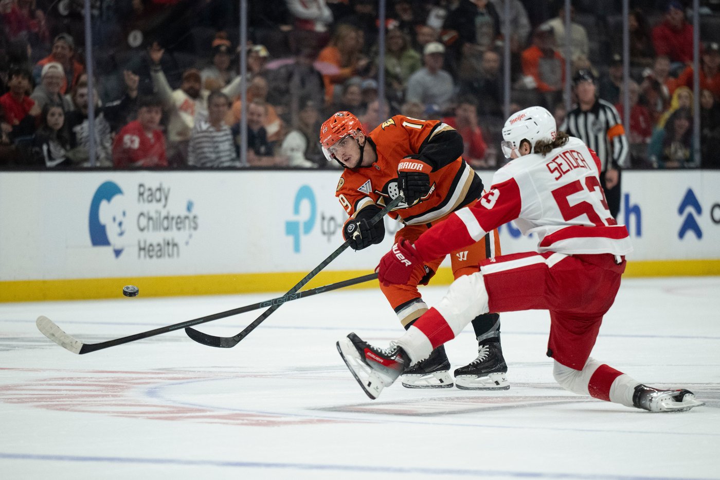 Troy Terry scores twice as Ducks beat Red Wings 5-2 | iNFOnews.ca Troy Terry scores twice as Ducks beat Red Wings 5-2 | iNFOnews.ca