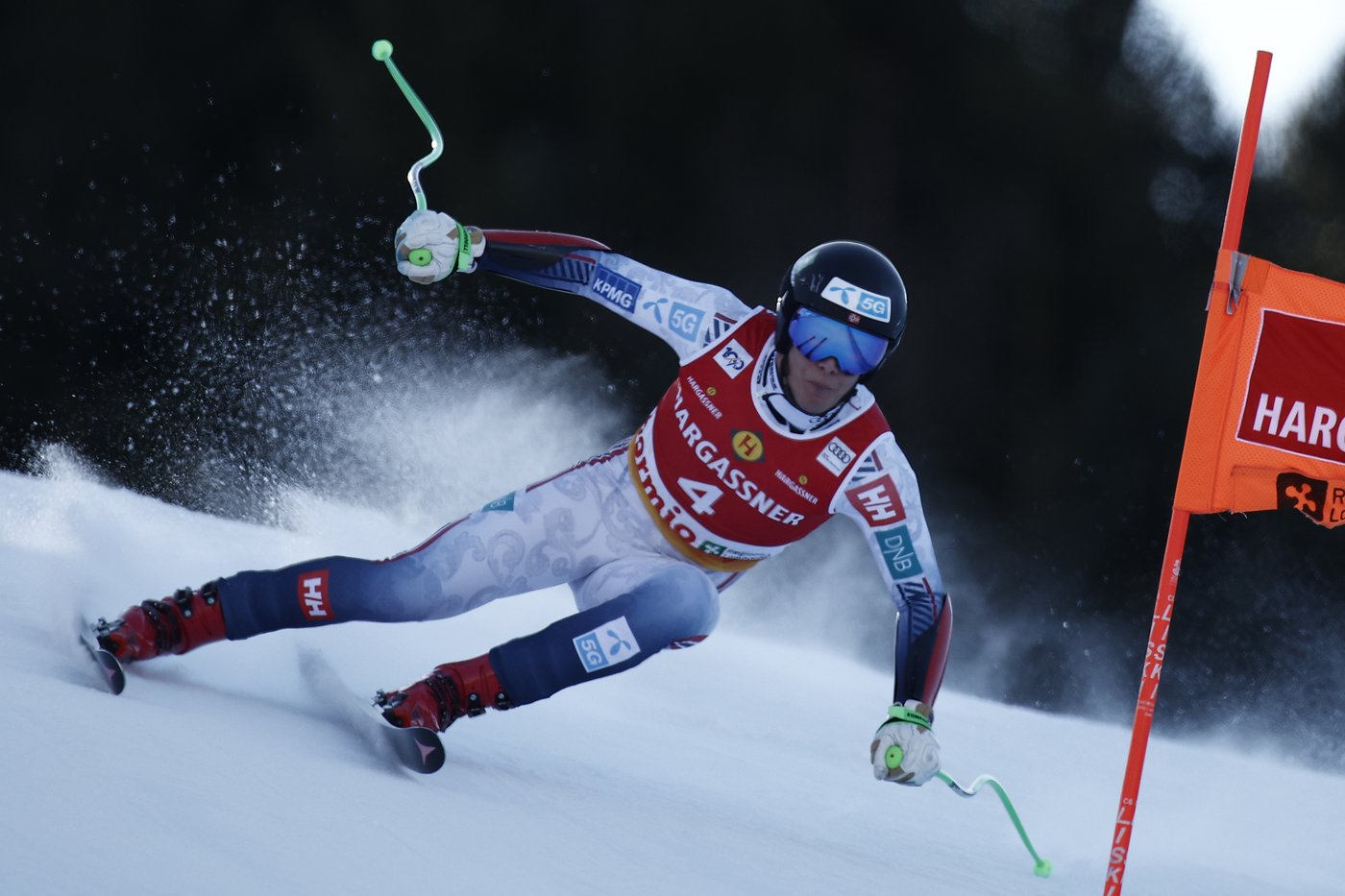 Moeller earns first World Cup win as another injured skier is airlifted off 2026 Olympics slope | iNFOnews.ca Moeller earns first World Cup win as another injured skier is airlifted off 2026 Olympics slope | iNFOnews.ca