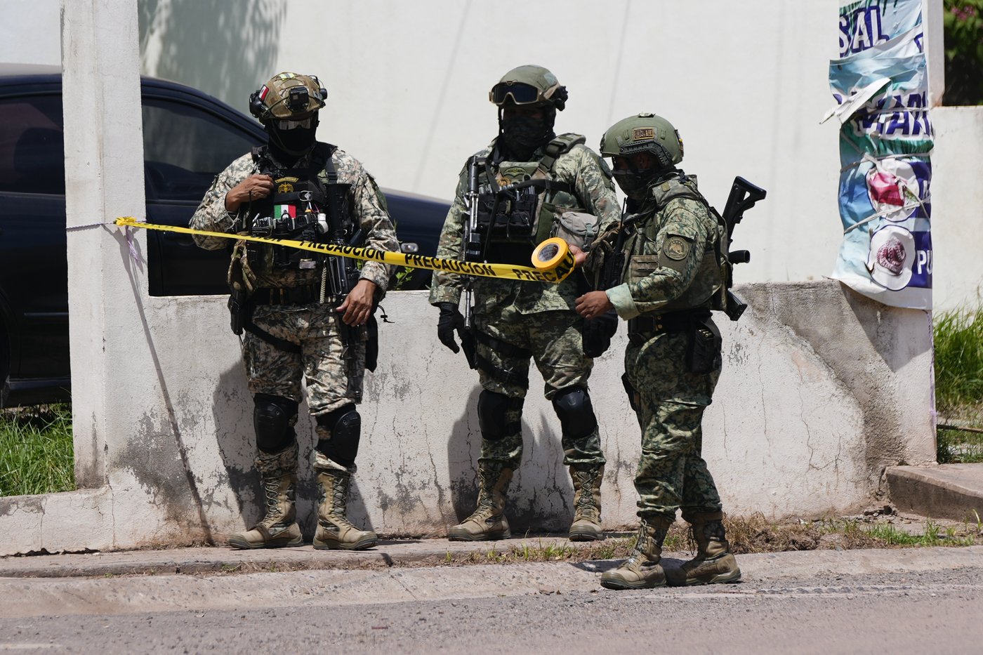 Mexican president blames the US for bloodshed in Sinaloa as cartel violence surges | iNFOnews.ca