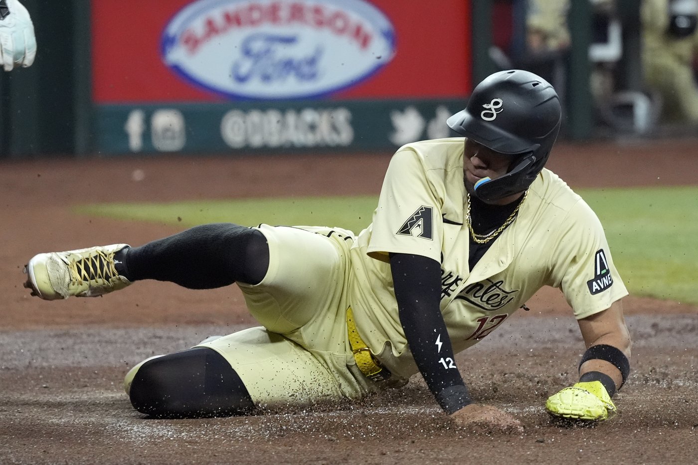 Diamondbacks activate OF Lourdes Gurriel from injured list | iNFOnews.ca Diamondbacks activate OF Lourdes Gurriel from injured list | iNFOnews.ca
