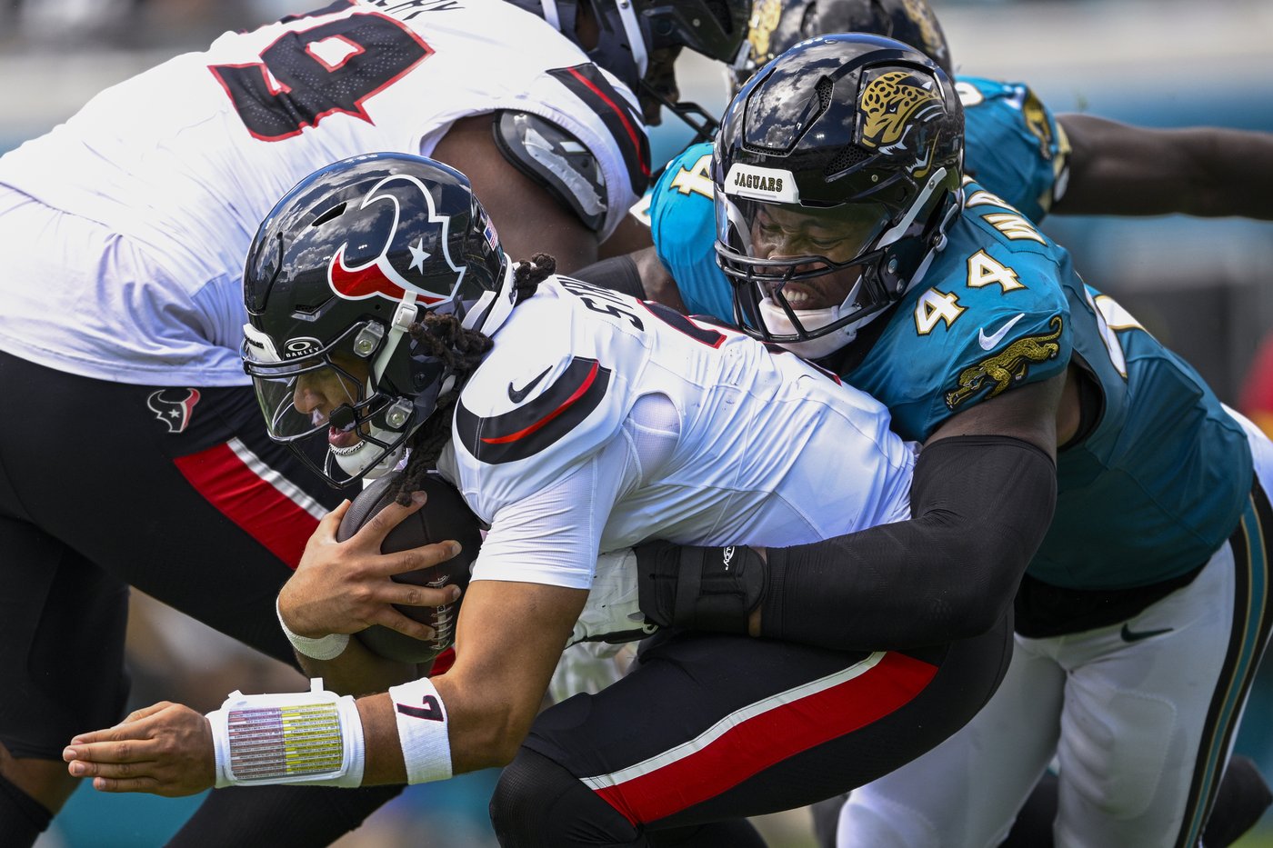 Texans' offense sputters again in 17-10 loss to Jaguars to fall to 0-3 | iNFOnews.ca