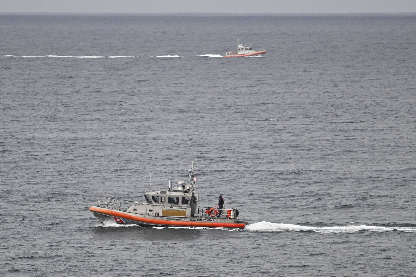Boat believed to be carrying migrants capsizes off California coast, leaving 3 dead and 7 missing | iNFOnews.ca Boat believed to be carrying migrants capsizes off California coast, leaving 3 dead and 7 missing | iNFOnews.ca