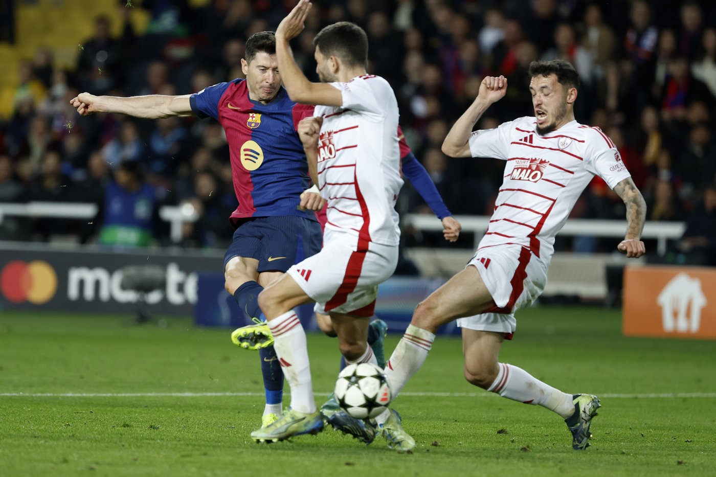 Lewandowski scores his 100th Champions League goal. He is the 3rd player to reach the milestone | iNFOnews.ca Lewandowski scores his 100th Champions League goal. He is the 3rd player to reach the milestone | iNFOnews.ca