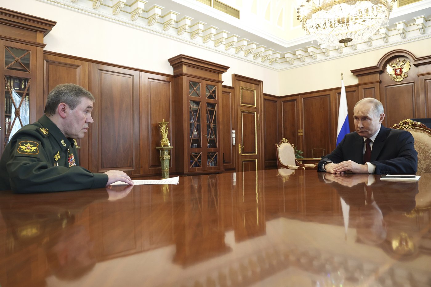 Ukraine wary of Putin’s Easter truce and says it will reciprocate only a genuine ceasefire | iNFOnews.ca
