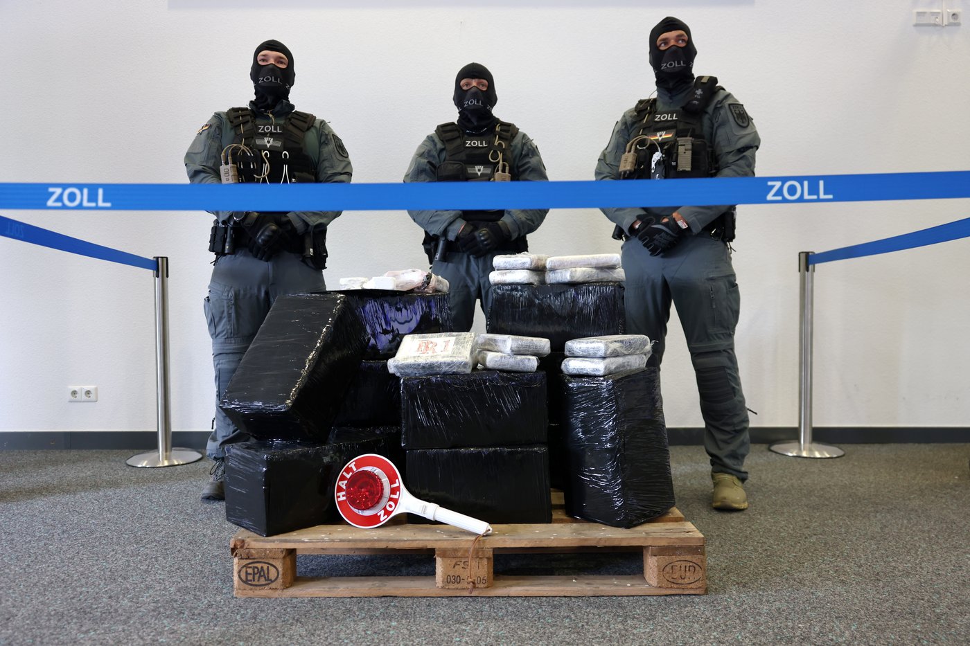 Germany seizes tons of cocaine and suspects are arrested in Spain | iN420 Germany seizes tons of cocaine and suspects are arrested in Spain | iN420