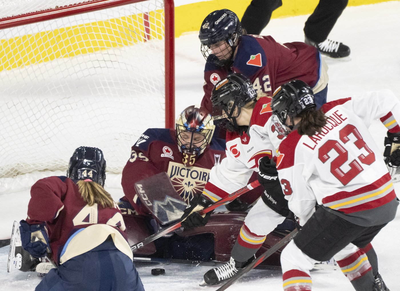 Darkangelo nets winner, Charge win 3-2 over Victoire in Game 1 of PWHL semifinal | iNFOnews.ca Darkangelo nets winner, Charge win 3-2 over Victoire in Game 1 of PWHL semifinal | iNFOnews.ca