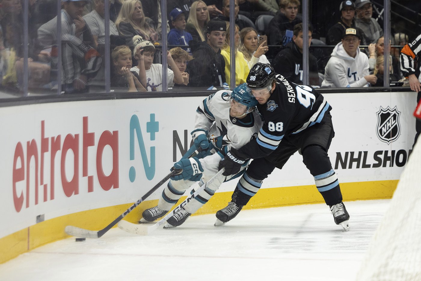 Wennberg's OT goal gives Sharks 5-4 win over Utah for 1st win | iNFOnews.ca