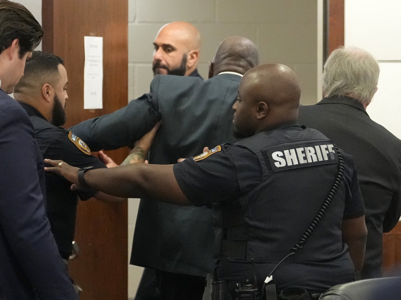 Ex-Houston officer rushed away in an ambulance during sentencing at double-murder trial | iNFOnews.ca Ex-Houston officer rushed away in an ambulance during sentencing at double-murder trial | iNFOnews.ca