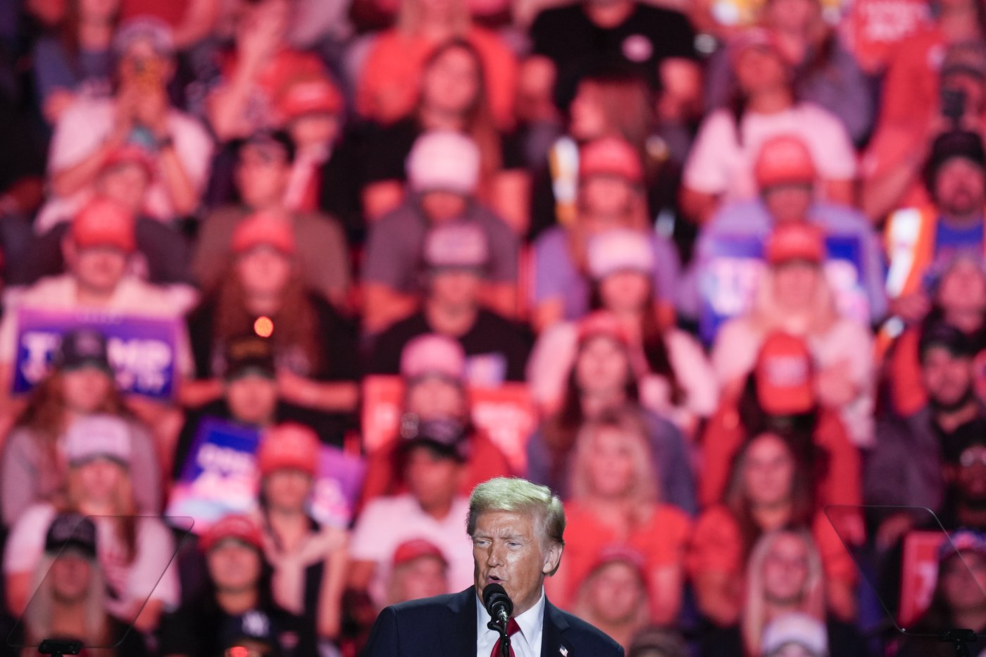 Trump wants to narrow his deficit with women but he's not changing how he talks about them | iNFOnews.ca Trump wants to narrow his deficit with women but he's not changing how he talks about them | iNFOnews.ca