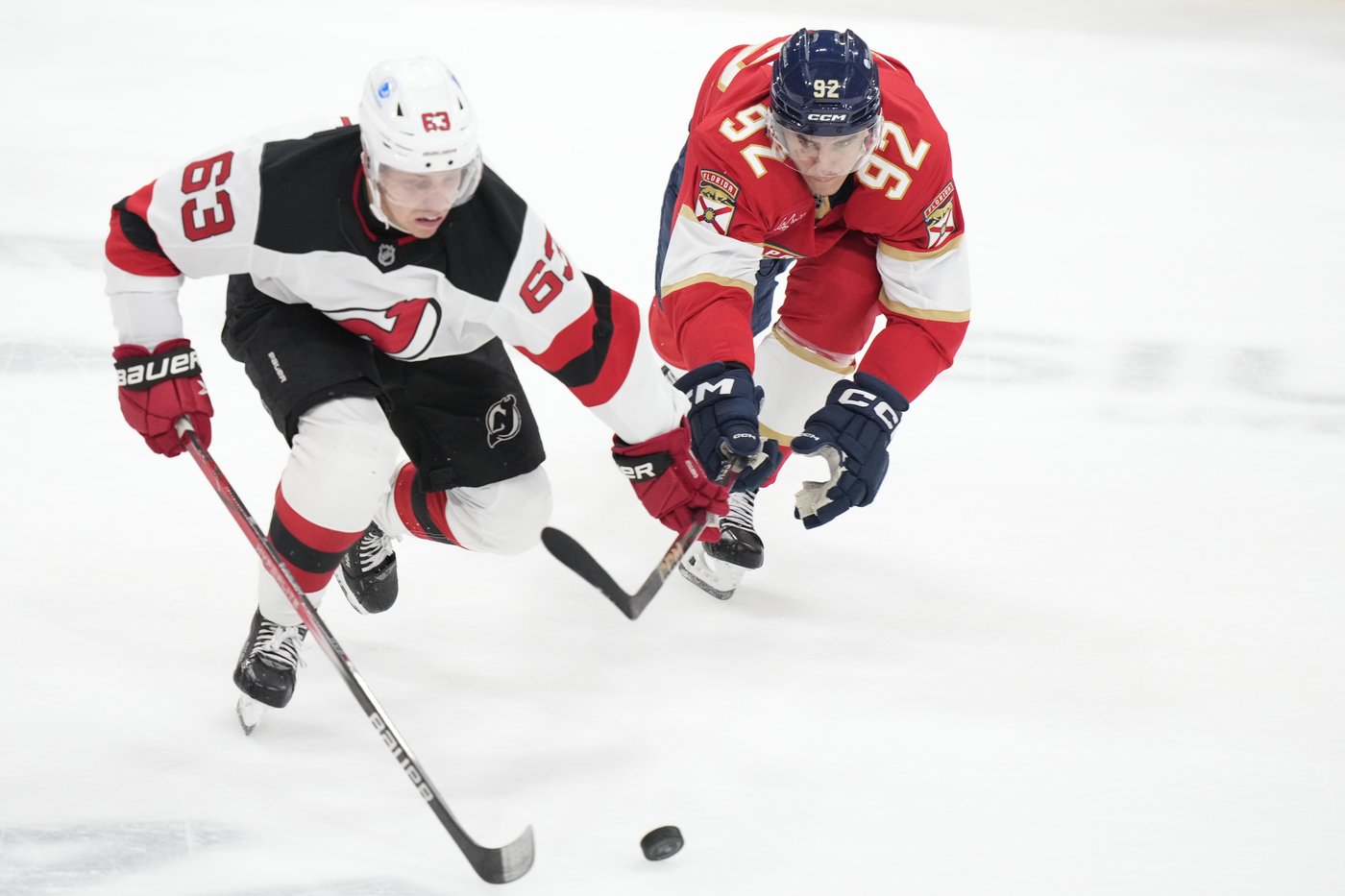 Devils get 3 power play scores, top Panthers 6-2 to finish sweep of Cup champs | iNFOnews.ca