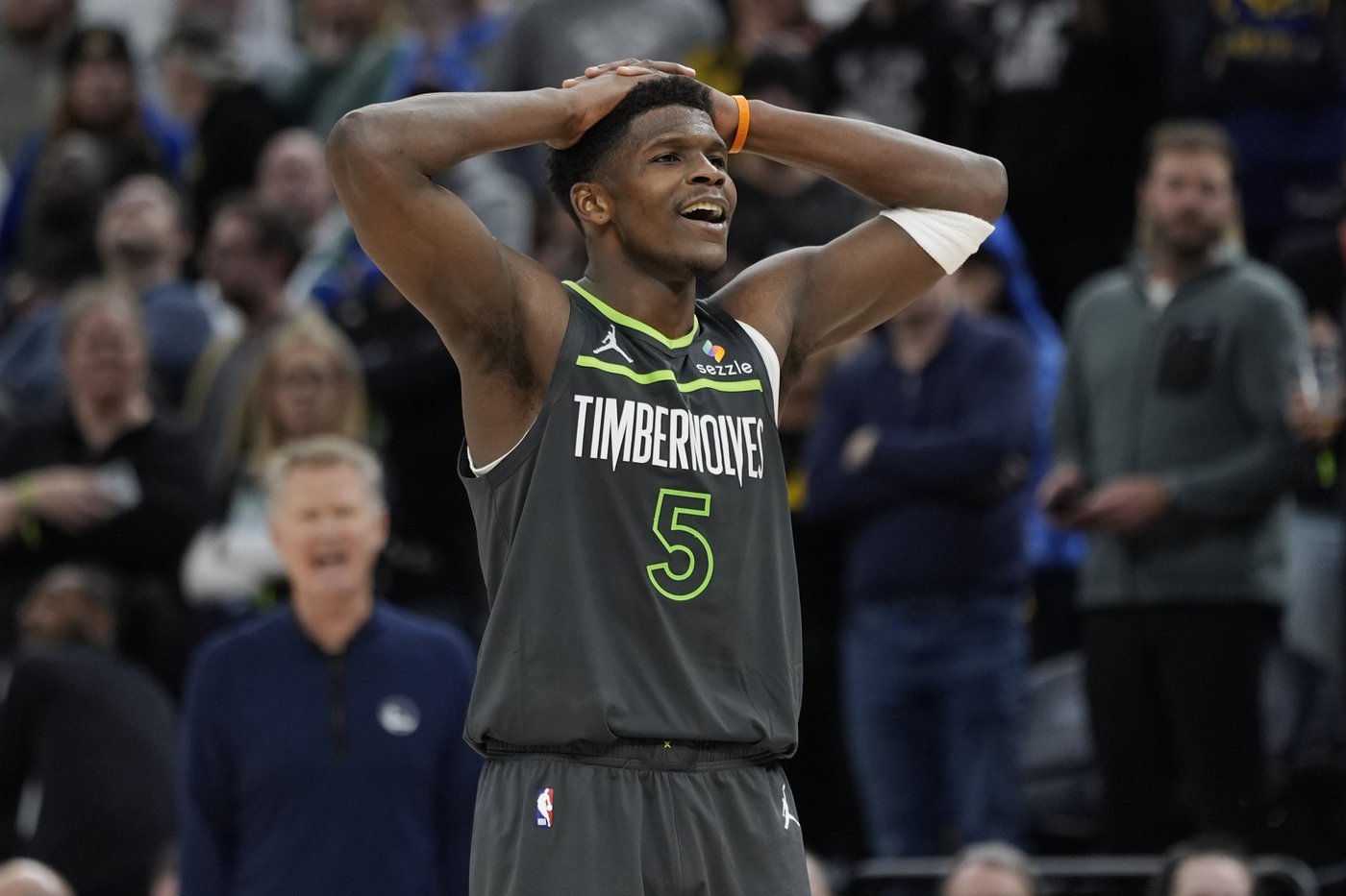 T-wolves lament lifeless starts to games, with eye on DiVincenzo-Edwards backcourt for 2nd half lift | iNFOnews.ca T-wolves lament lifeless starts to games, with eye on DiVincenzo-Edwards backcourt for 2nd half lift | iNFOnews.ca