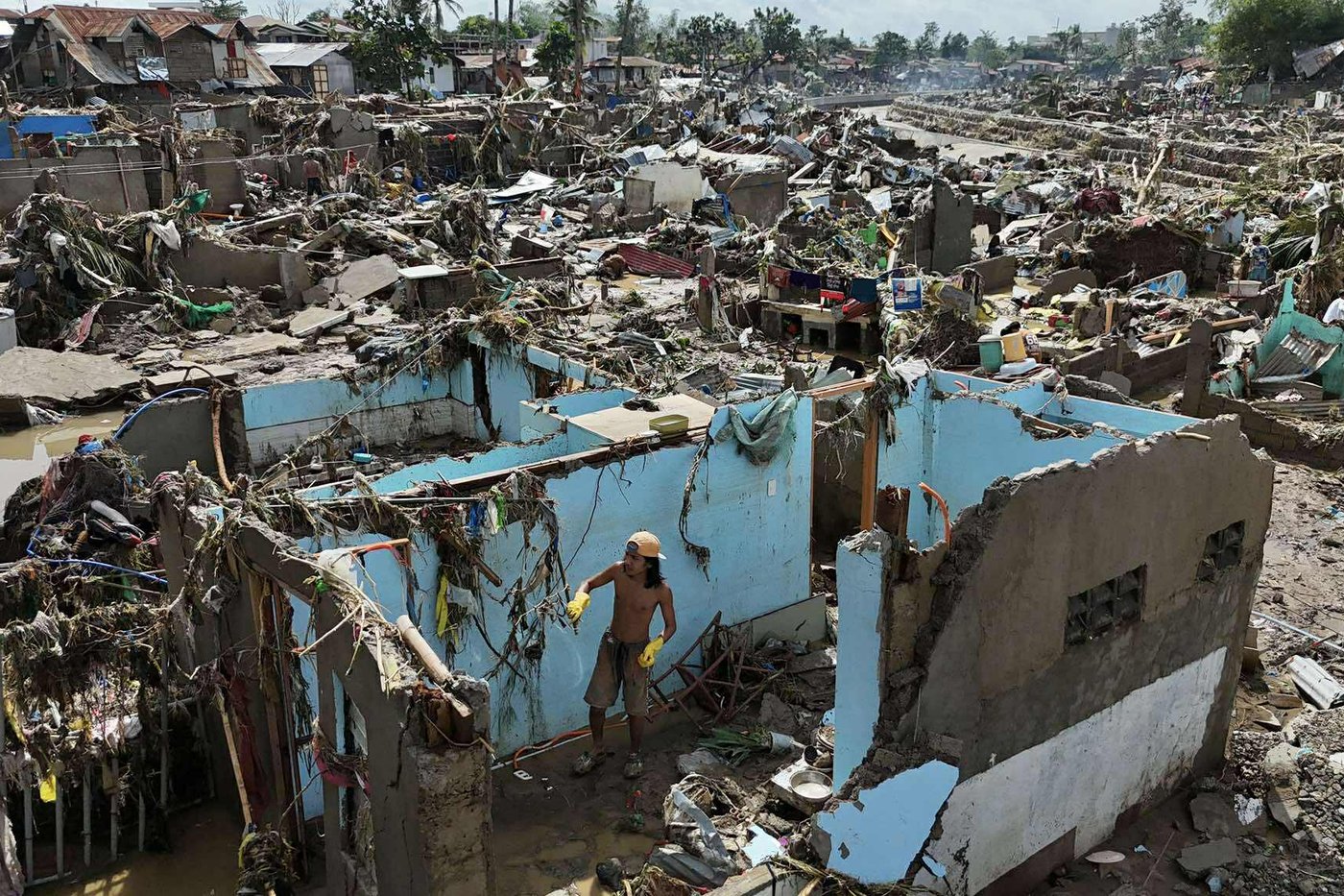 Photos show the impact of Typhoon Kalmaegi on the Philippines | iNFOnews.ca