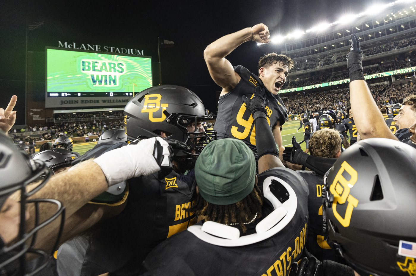 Bryson Washington scores 4 TDs, Baylor beats TCU 37-34 on field goal on final play | iNFOnews.ca Bryson Washington scores 4 TDs, Baylor beats TCU 37-34 on field goal on final play | iNFOnews.ca