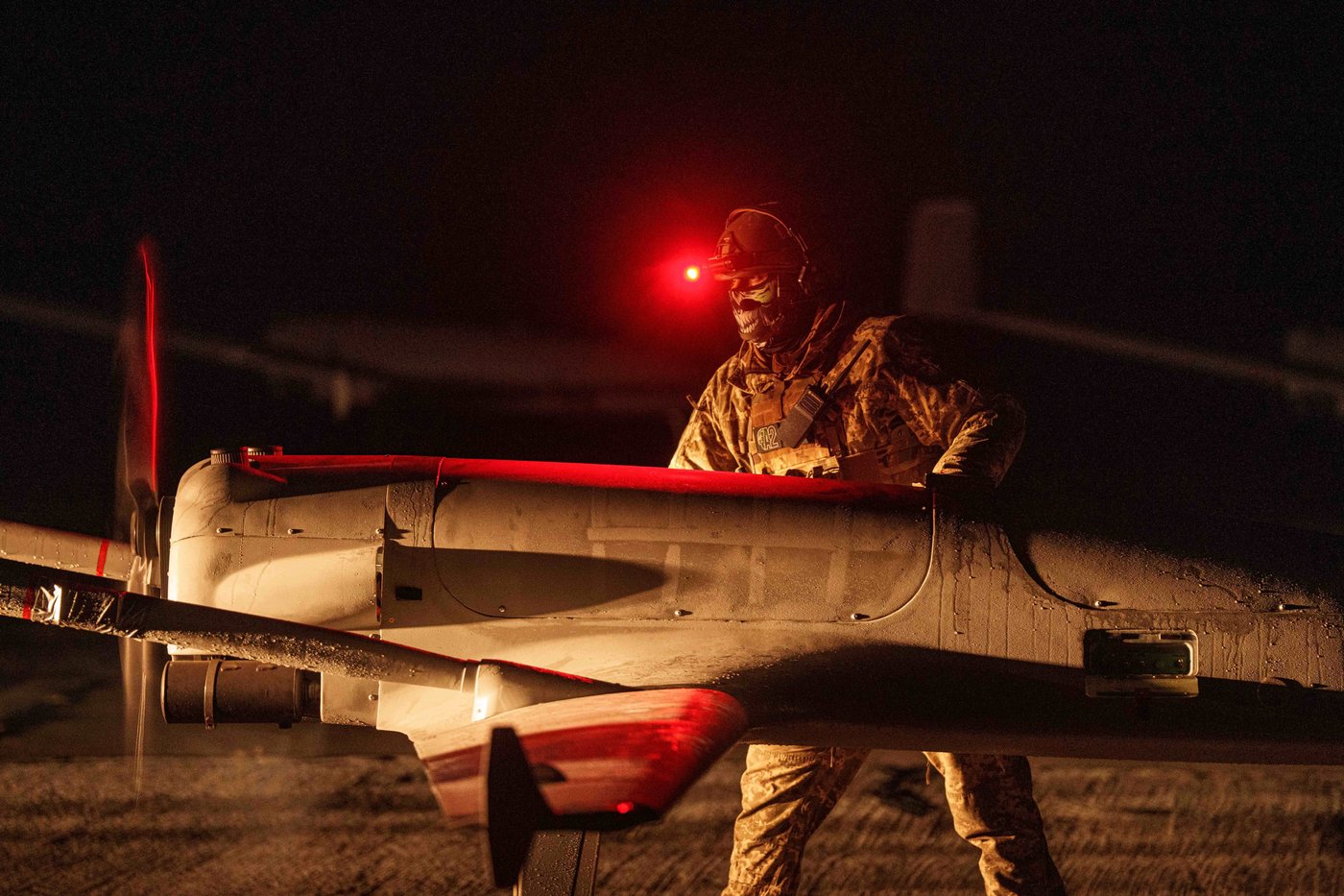 Built in the shadows and launched at night, Ukraine's long-range drones are rattling Russia | iNFOnews.ca