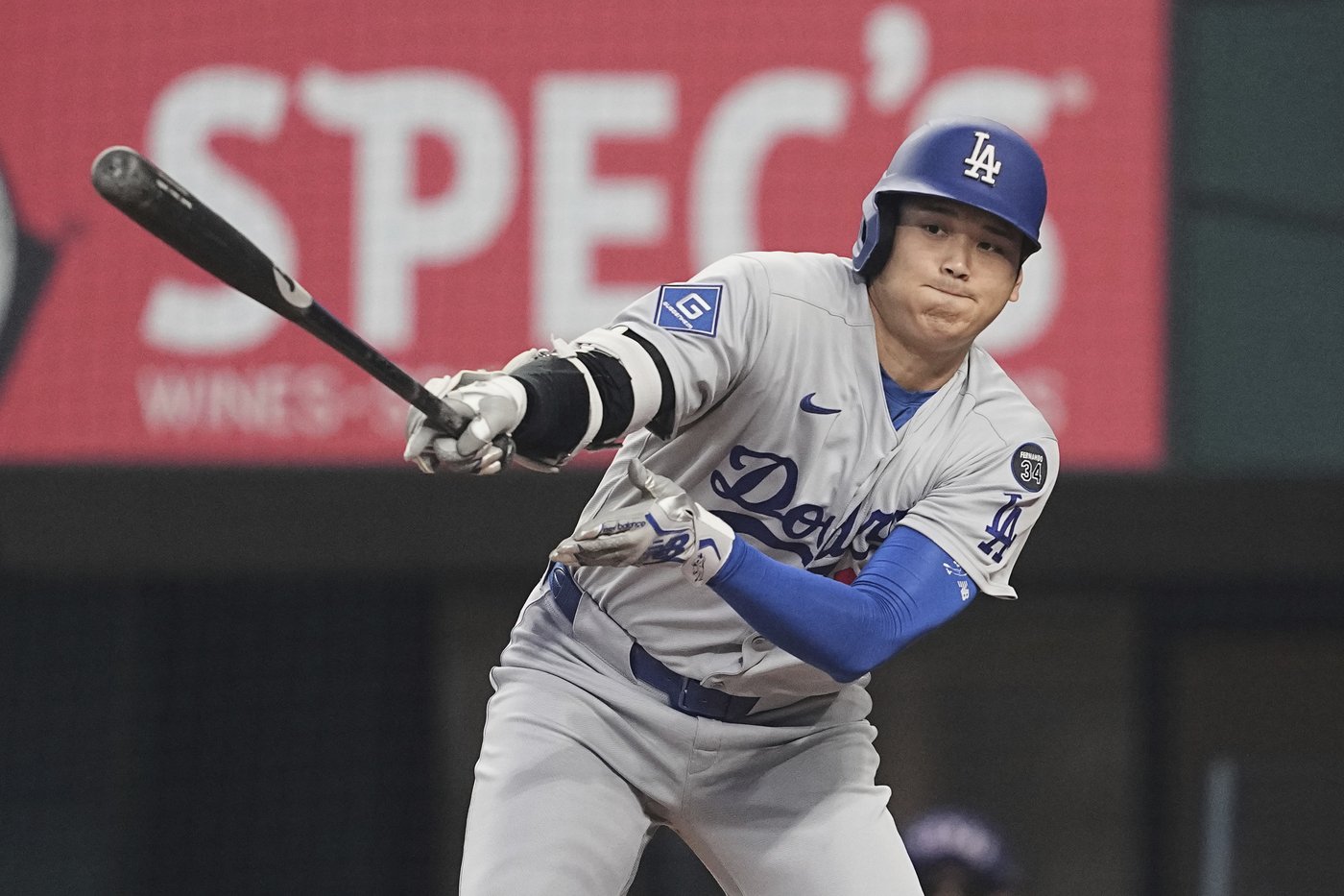 Freddie Freeman's sac fly, six relievers piece together 1-0 Dodgers win over Rangers | iNFOnews.ca Freddie Freeman's sac fly, six relievers piece together 1-0 Dodgers win over Rangers | iNFOnews.ca