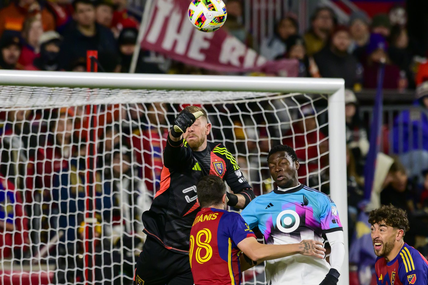 Jefferson Diaz scores the decisive goal in a 5-4 shootout as Minnesota beats RSL in MLS playoffs | iNFOnews.ca