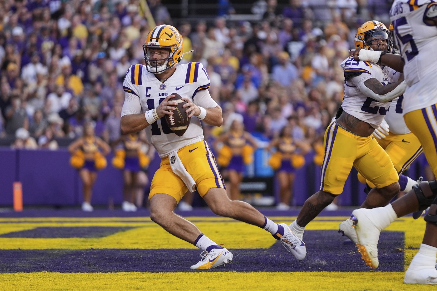 No. 3 LSU anticipates a tough test from humbled Florida and embattled coach Billy Napier | iNFOnews.ca No. 3 LSU anticipates a tough test from humbled Florida and embattled coach Billy Napier | iNFOnews.ca