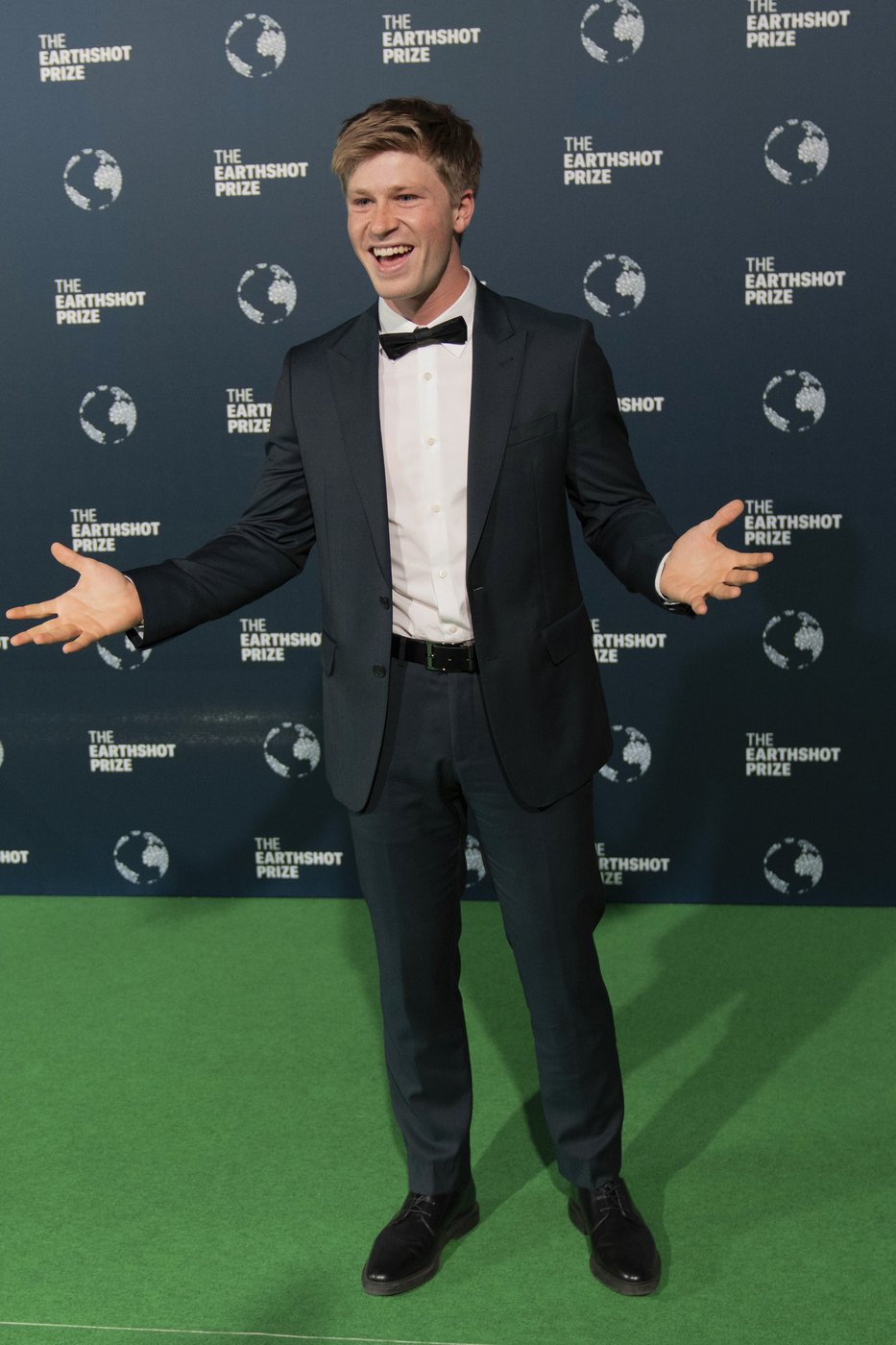 Prince William, in biodegradable sneakers, attends his Earthshot environment awards in South Africa | iNFOnews.ca Prince William, in biodegradable sneakers, attends his Earthshot environment awards in South Africa | iNFOnews.ca