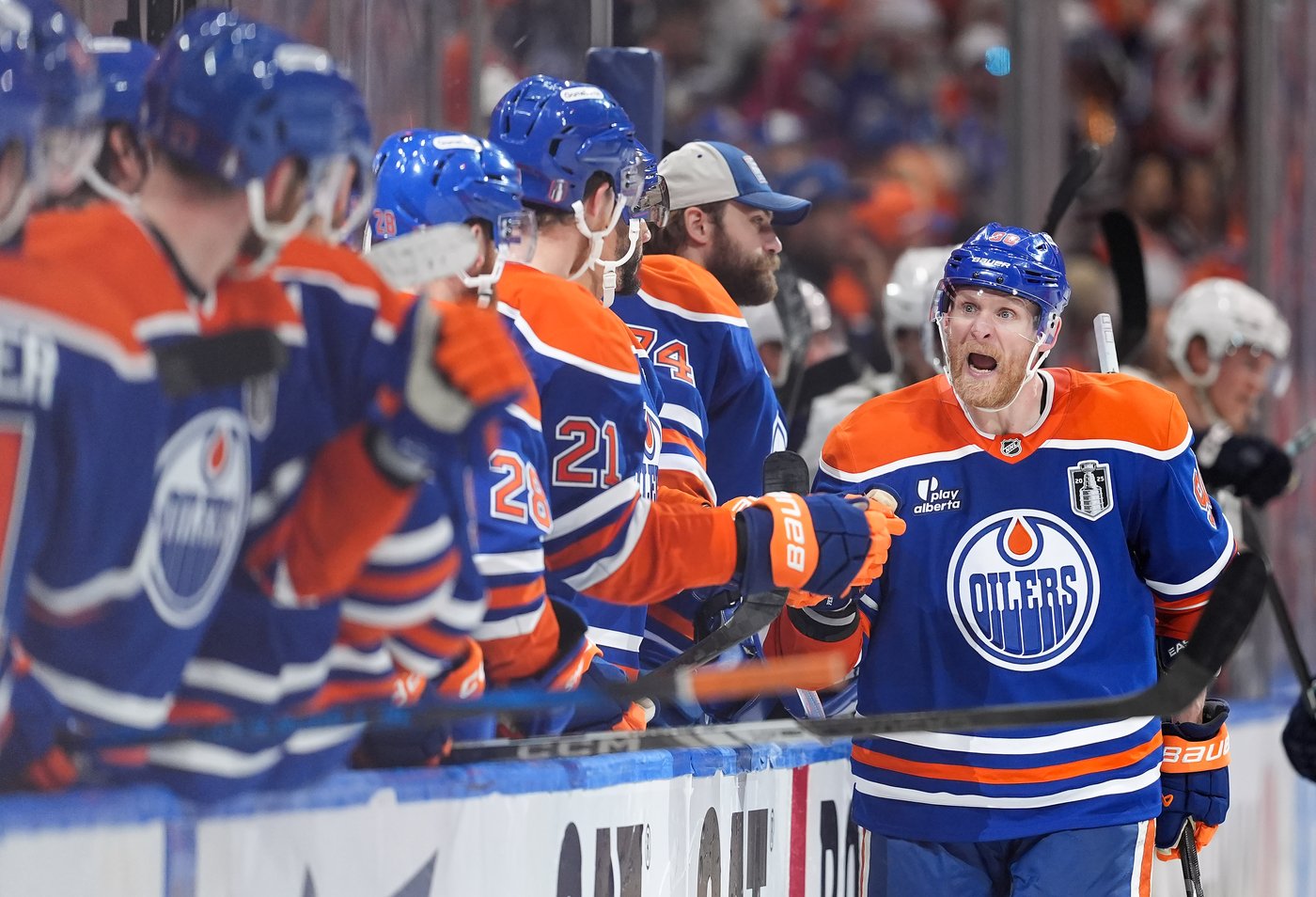 Edmonton Oilers lose forwards Perry, Brown as NHL's free agent window opens | iNFOnews.ca Edmonton Oilers lose forwards Perry, Brown as NHL's free agent window opens | iNFOnews.ca
