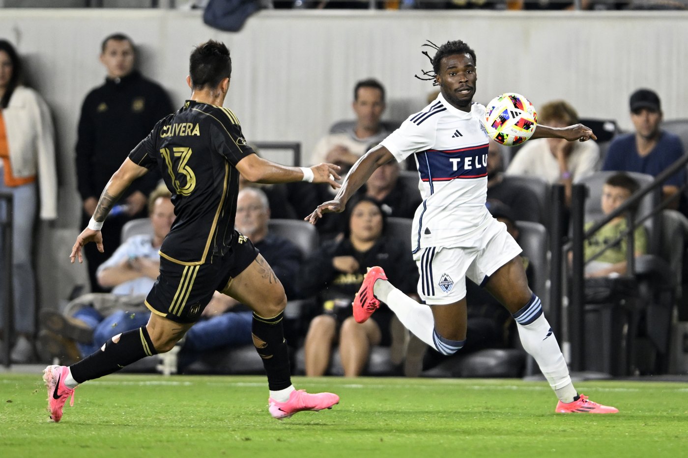 Bouanga, Olivera score as LAFC opens MLS playoffs with 2-1 win over Whitecaps | iNFOnews.ca