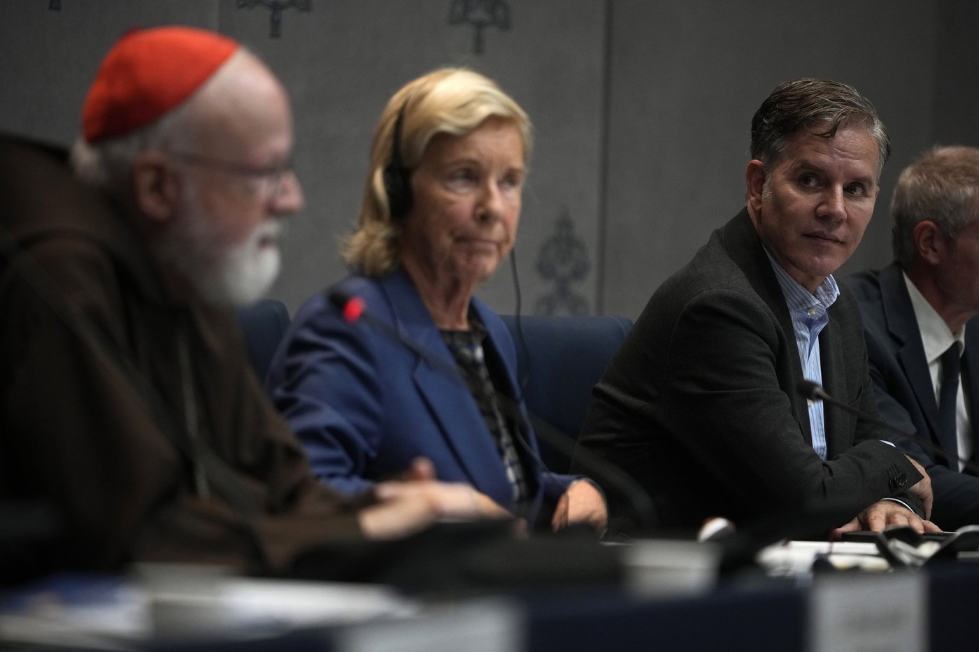 Pope's child protection board urges transparency from Vatican sex abuse office and compensation | iNFOnews.ca