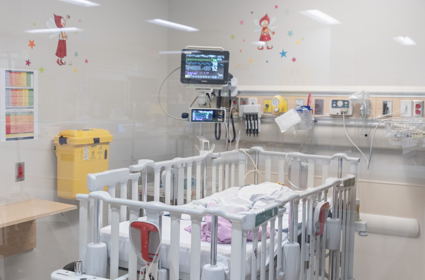 Montreal children’s hospitals over capacity, ask parents not to come unless urgent | iNFOnews.ca Montreal children’s hospitals over capacity, ask parents not to come unless urgent | iNFOnews.ca