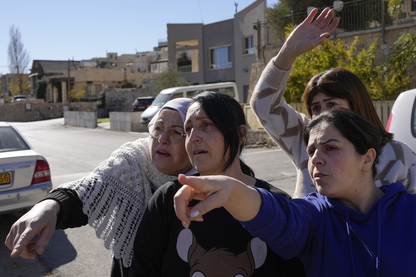 Separated for decades, Assad's fall spurs hope for families split by Golan Heights buffer zone | iNFOnews.ca