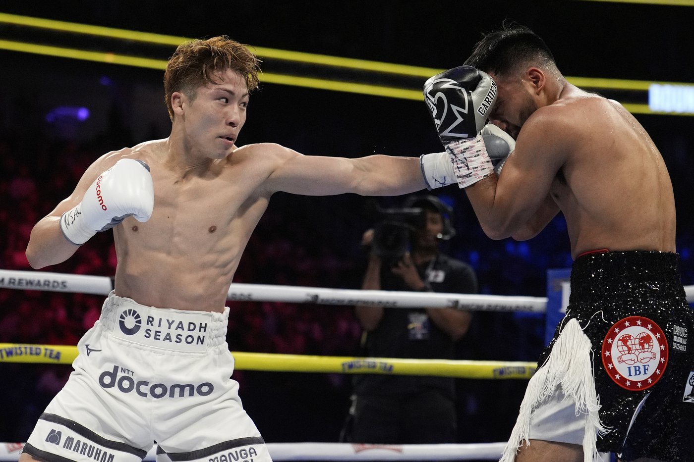 Inoue overcomes early knockdown, dominates Cardenas to remain undefeated with 8th-round TKO | iNFOnews.ca