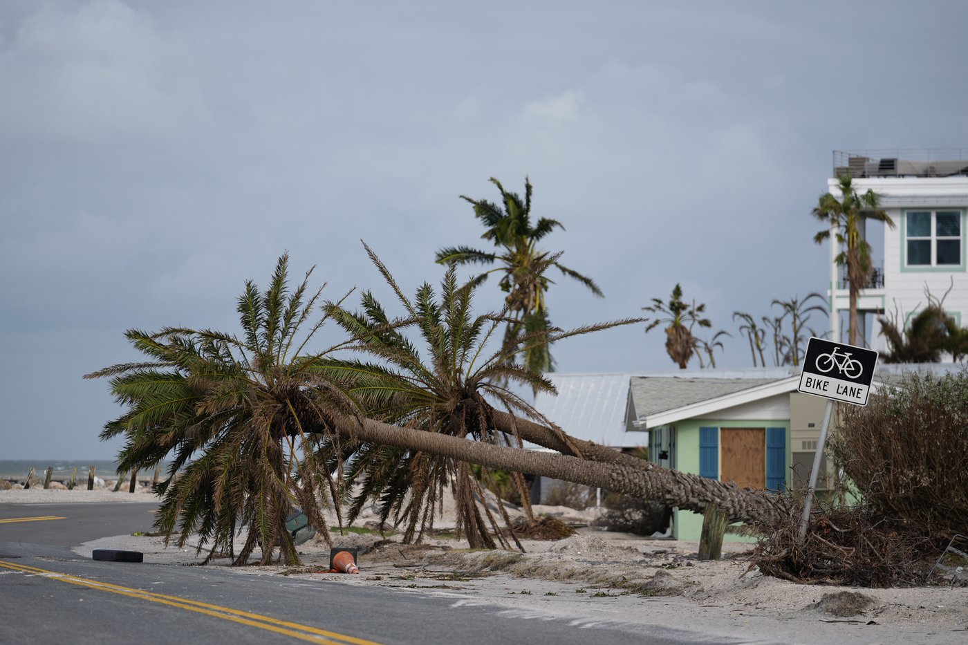 The Latest: Milton causes widespread power outages and several deaths in Florida | iNFOnews.ca The Latest: Milton causes widespread power outages and several deaths in Florida | iNFOnews.ca
