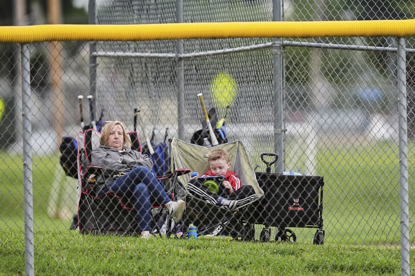 Families and businesses are concerned about the effect of tariffs on youth sports | iNFOnews.ca Families and businesses are concerned about the effect of tariffs on youth sports | iNFOnews.ca