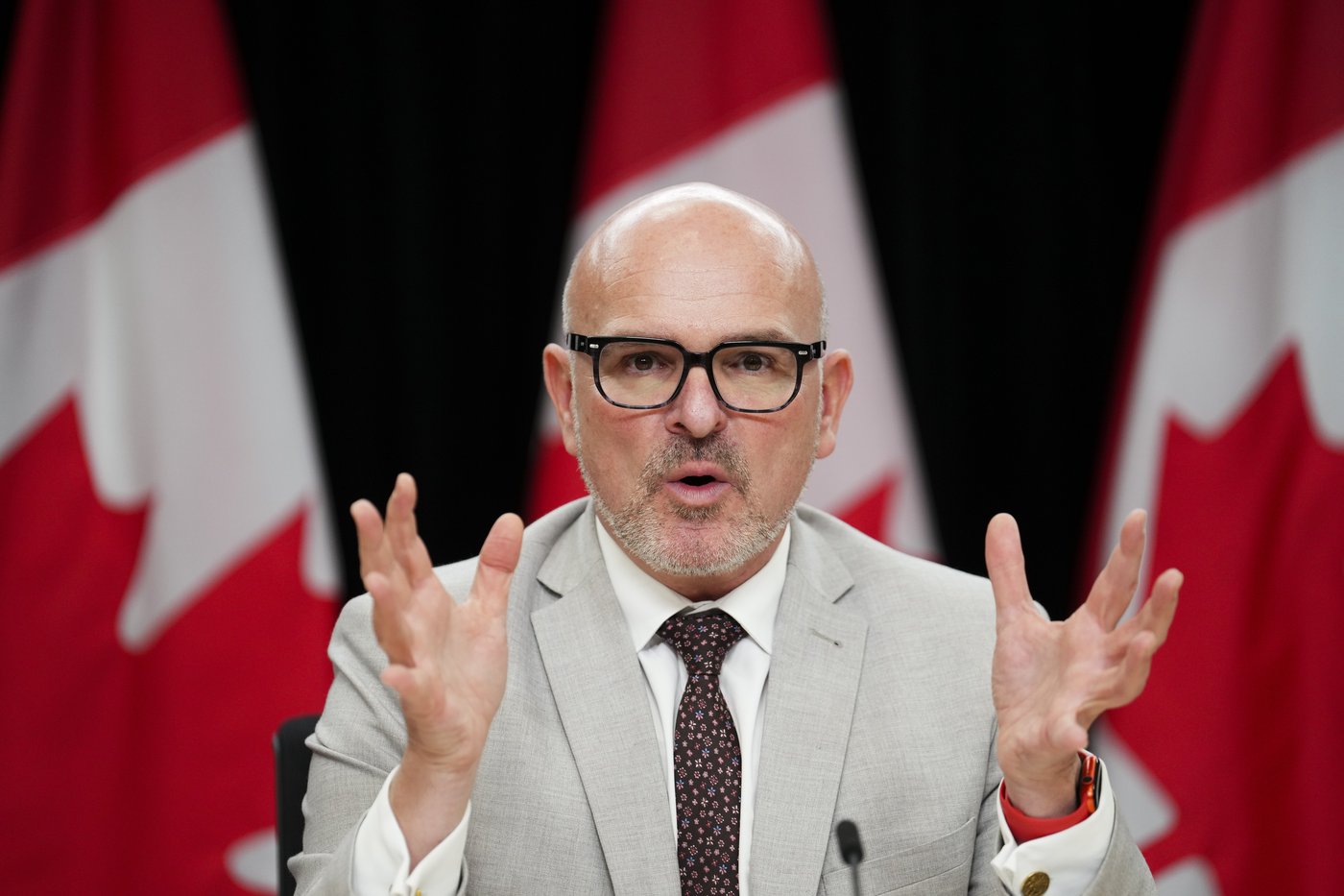Main political parties won't say how, or if, they're vetting Indigenous candidates | iNFOnews.ca
