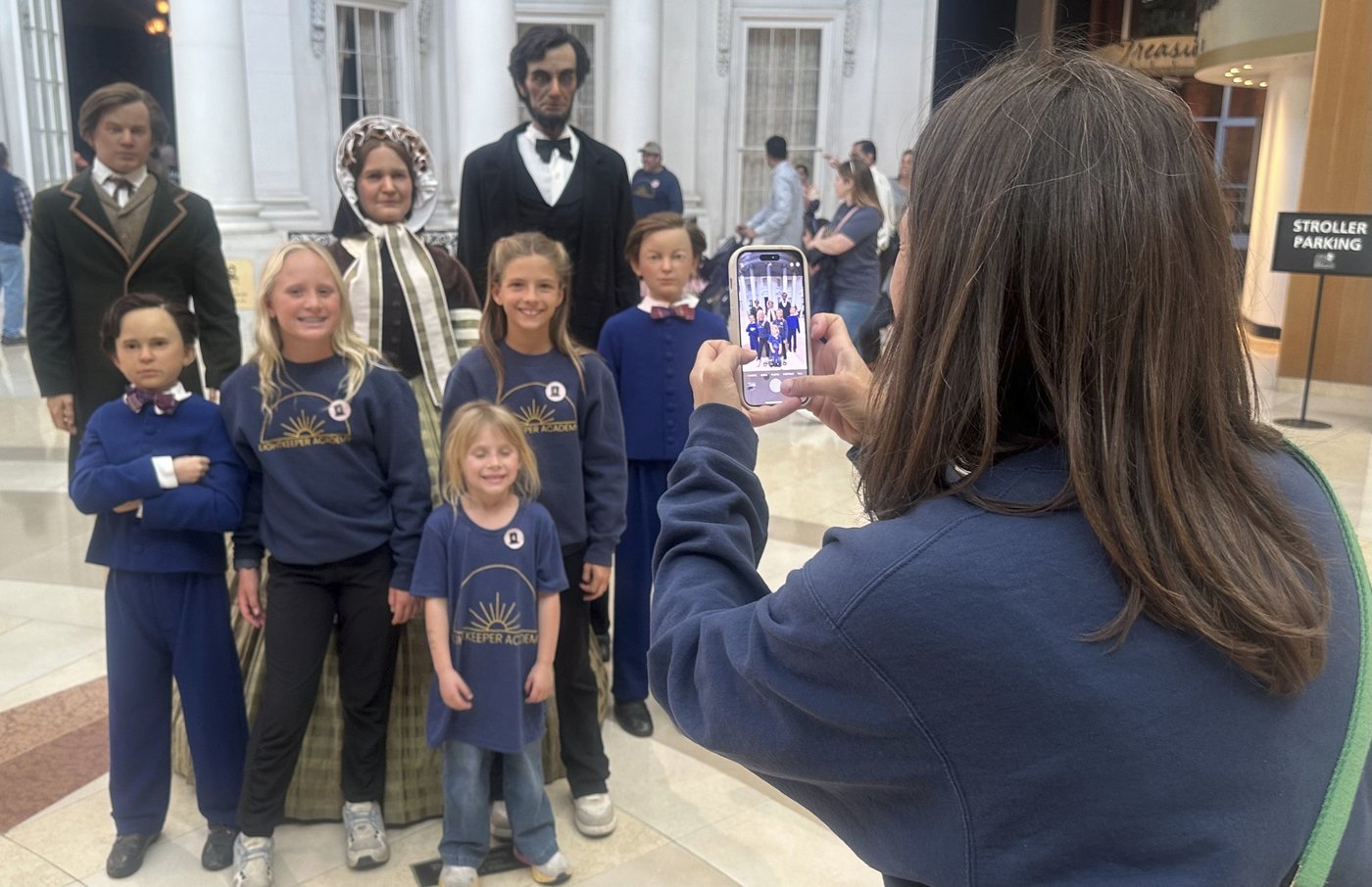 Altogether fitting and proper? Trump repeatedly compares himself to Abraham Lincoln | iNFOnews.ca