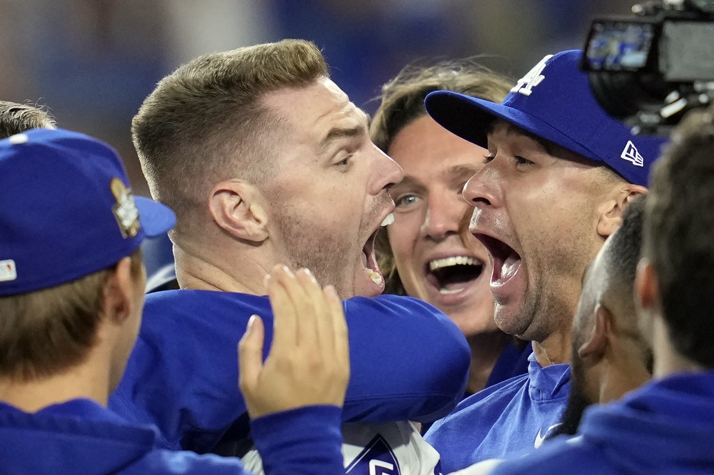 Freeman hits 1st walk-off slam in World Series history as Dodgers top Yankees 6-3 in classic opener | iNFOnews.ca Freeman hits 1st walk-off slam in World Series history as Dodgers top Yankees 6-3 in classic opener | iNFOnews.ca