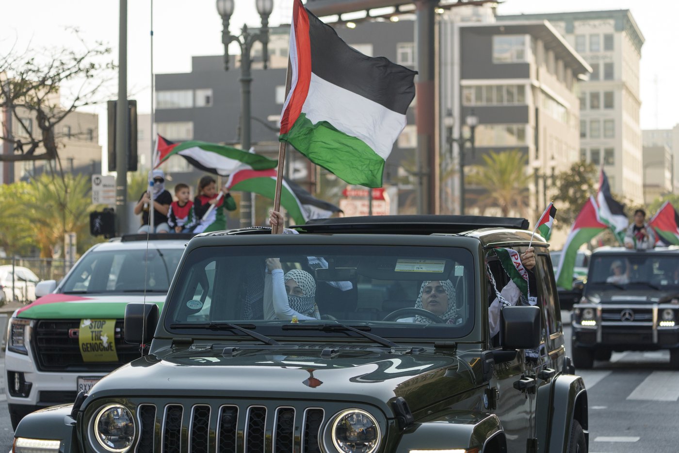 Thousands join pro-Palestinian rallies around the globe as Oct. 7 anniversary nears | iNFOnews.ca Thousands join pro-Palestinian rallies around the globe as Oct. 7 anniversary nears | iNFOnews.ca