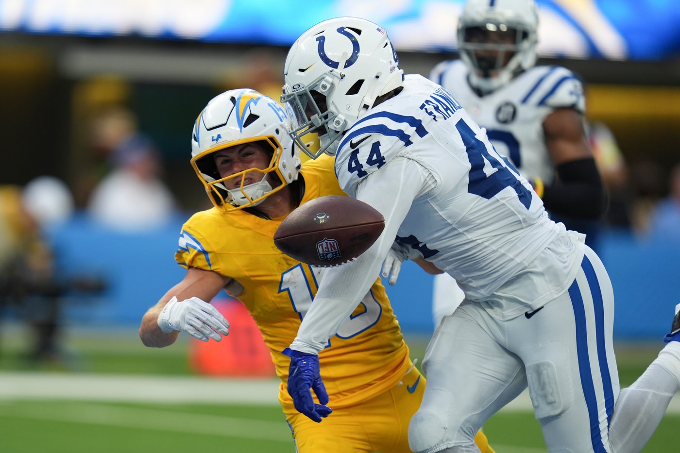 Improved defense puts Colts atop AFC standings and could keep them there as midway point nears | iNFOnews.ca
