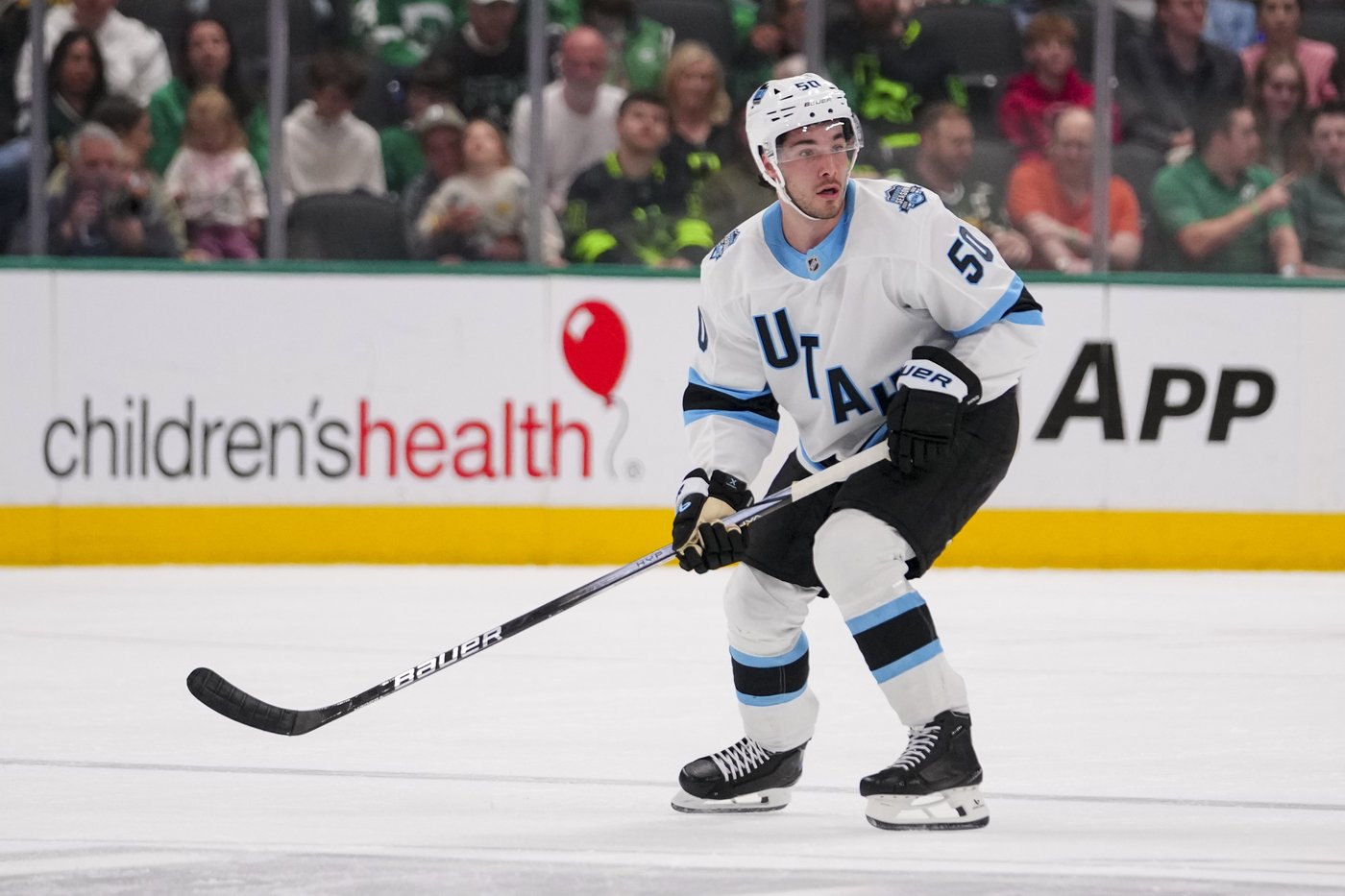 Cooley has goal and assist, Utah gets 4 power-play scores in 5-3 win over Stars | iNFOnews.ca Cooley has goal and assist, Utah gets 4 power-play scores in 5-3 win over Stars | iNFOnews.ca