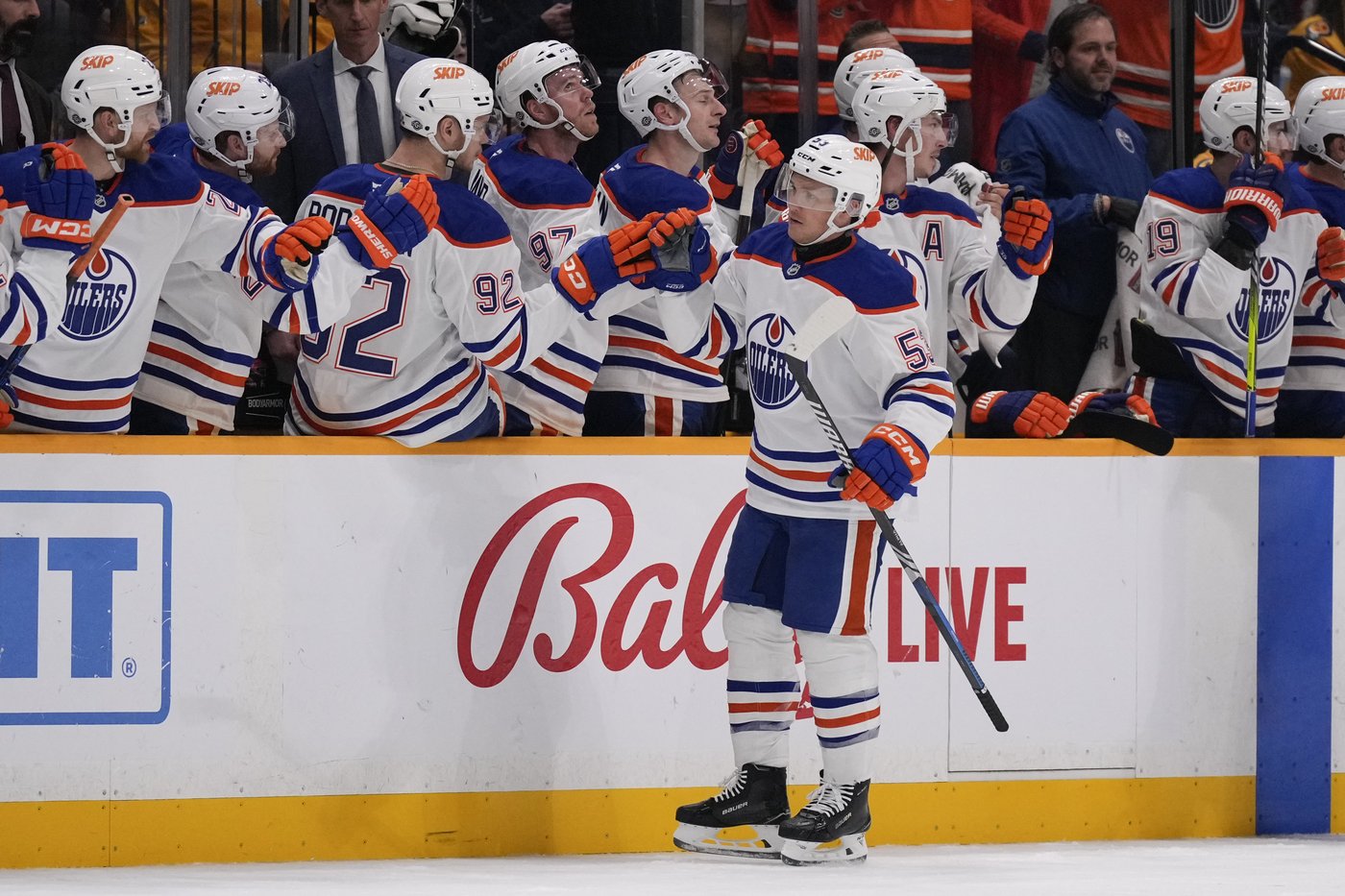 Kulak scores twice and McDavid gets first goal of season as Oilers beat Predators 4-2 | iNFOnews.ca Kulak scores twice and McDavid gets first goal of season as Oilers beat Predators 4-2 | iNFOnews.ca