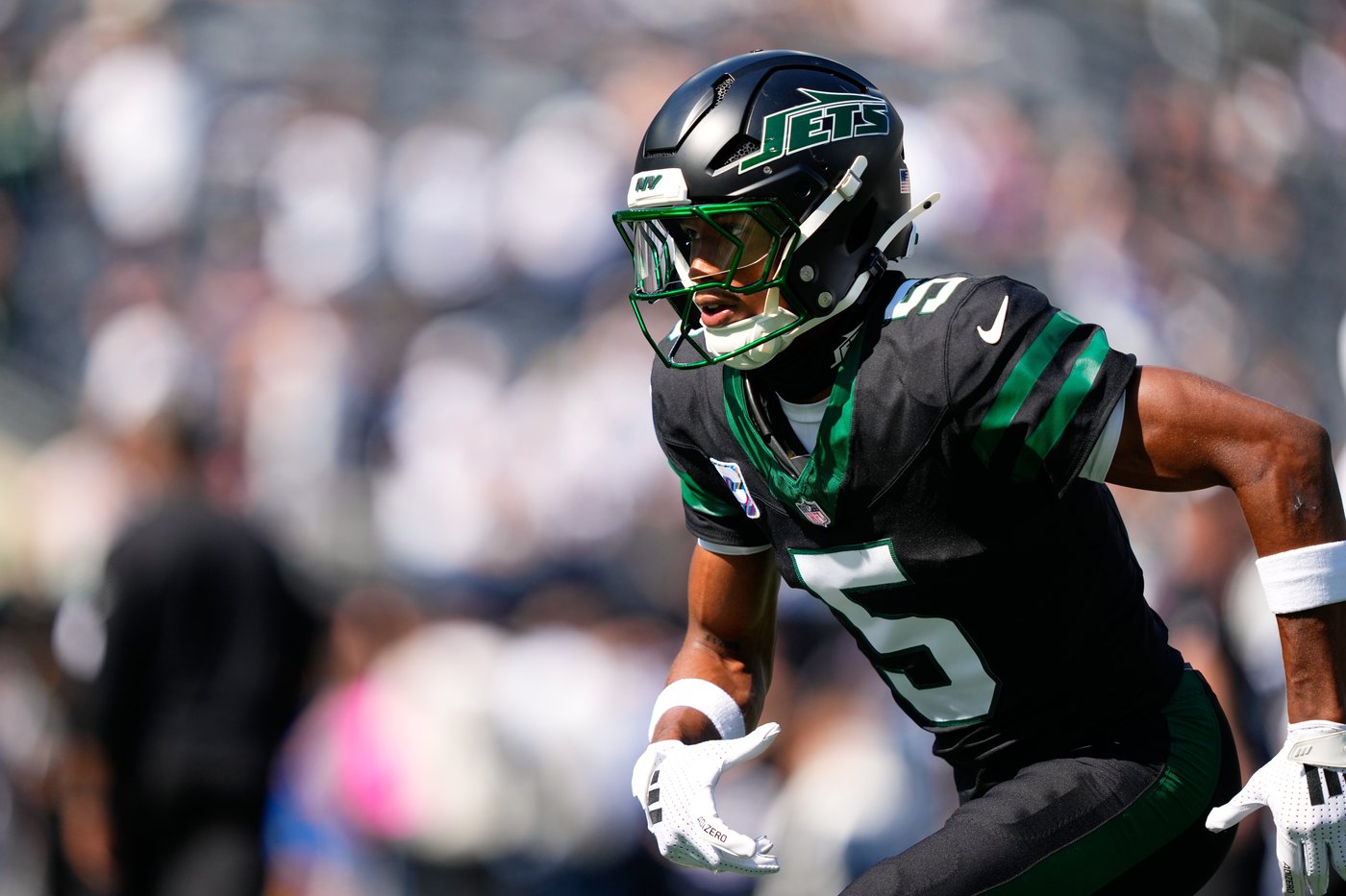 Jets' Garrett Wilson sidelined against Panthers with knee injury, misses first NFL game | iNFOnews.ca Jets' Garrett Wilson sidelined against Panthers with knee injury, misses first NFL game | iNFOnews.ca