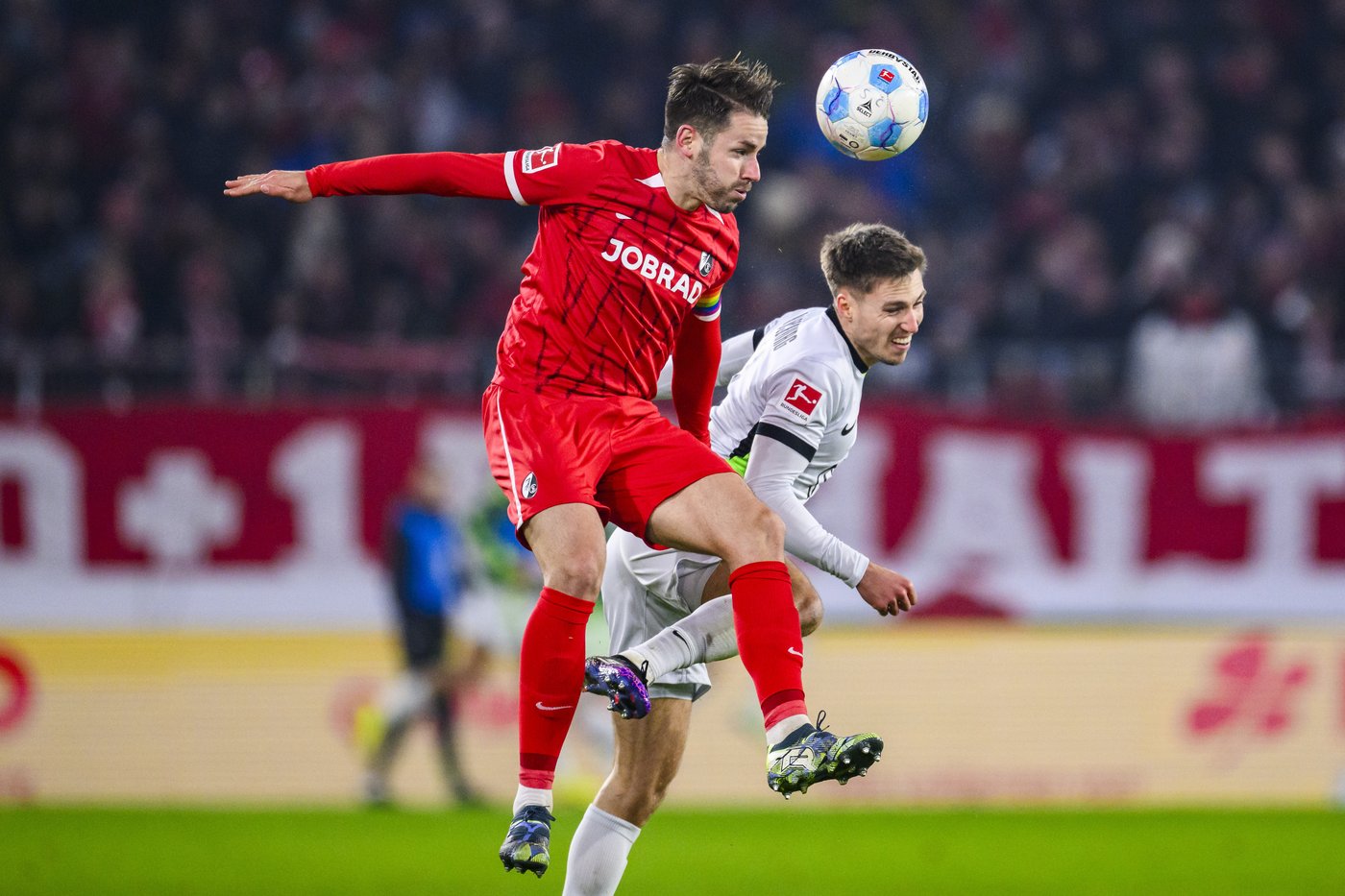 Freiburg survives late onslaught to beat Wolfsburg in Bundesliga thriller | iNFOnews.ca Freiburg survives late onslaught to beat Wolfsburg in Bundesliga thriller | iNFOnews.ca