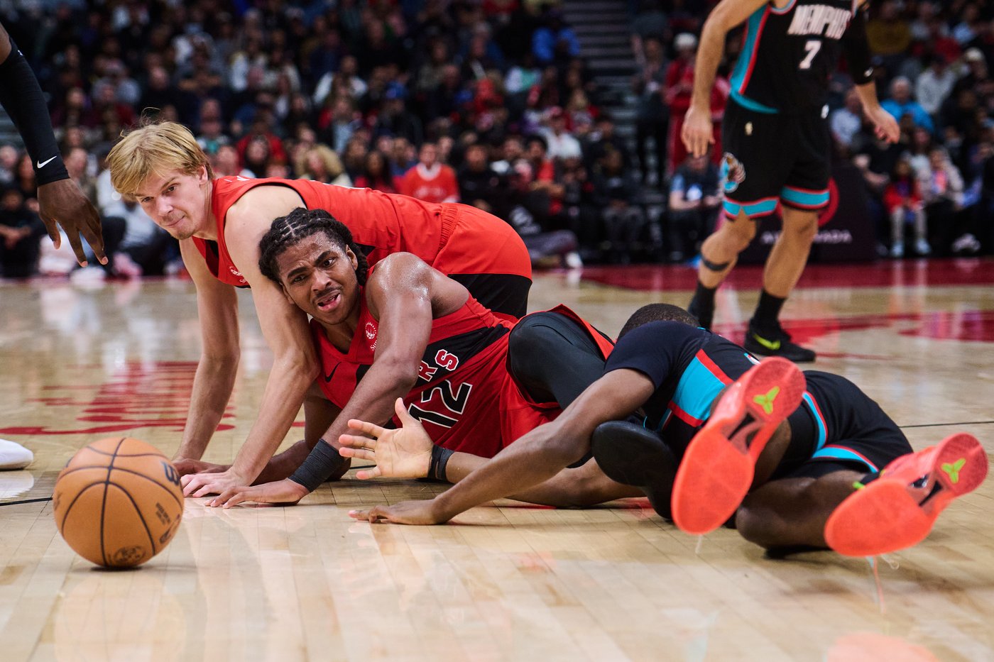 Raptors rookie Collin Murray-Boyles doubtful vs. 76ers with MCL sprain | iNFOnews.ca Raptors rookie Collin Murray-Boyles doubtful vs. 76ers with MCL sprain | iNFOnews.ca