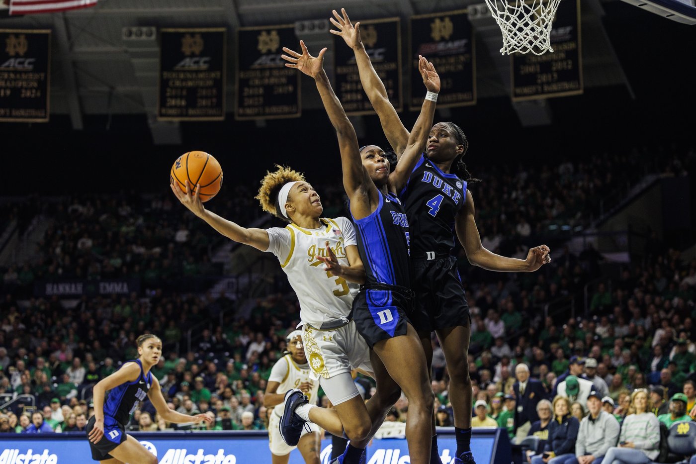Hidalgo scores 19 points as No. 1 Notre Dame uses strong second half to beat No. 11 Duke 64-49 | iNFOnews.ca