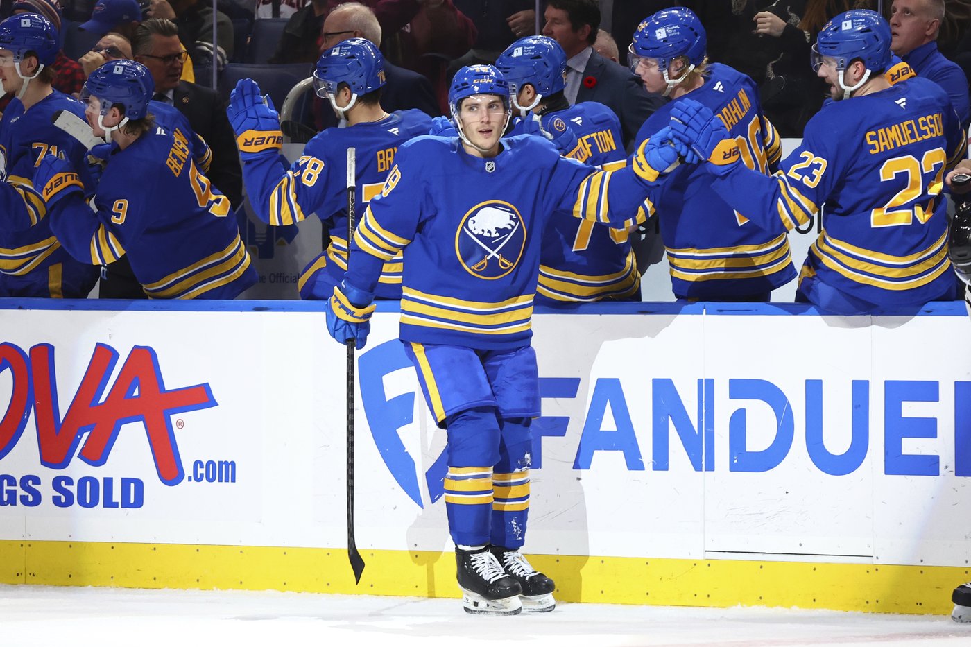 Cole Caufield scores twice to lead Canadiens over Sabres 7-5 | iNFOnews.ca