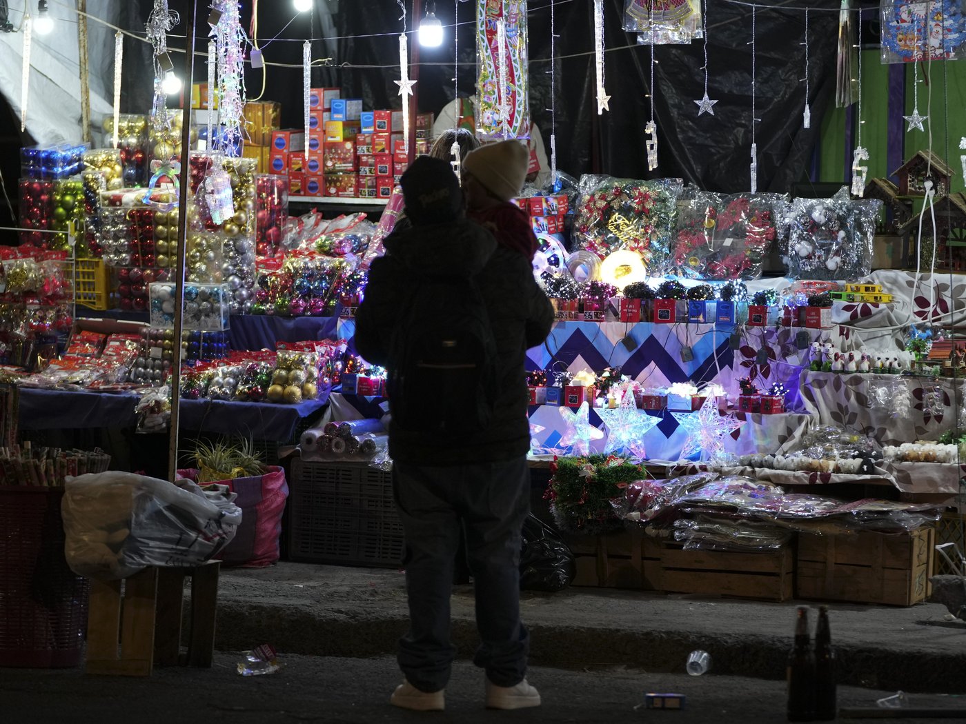As Christmas nears, Ecuador's homes get a break from power cuts but companies still face rationing | iNFOnews.ca As Christmas nears, Ecuador's homes get a break from power cuts but companies still face rationing | iNFOnews.ca