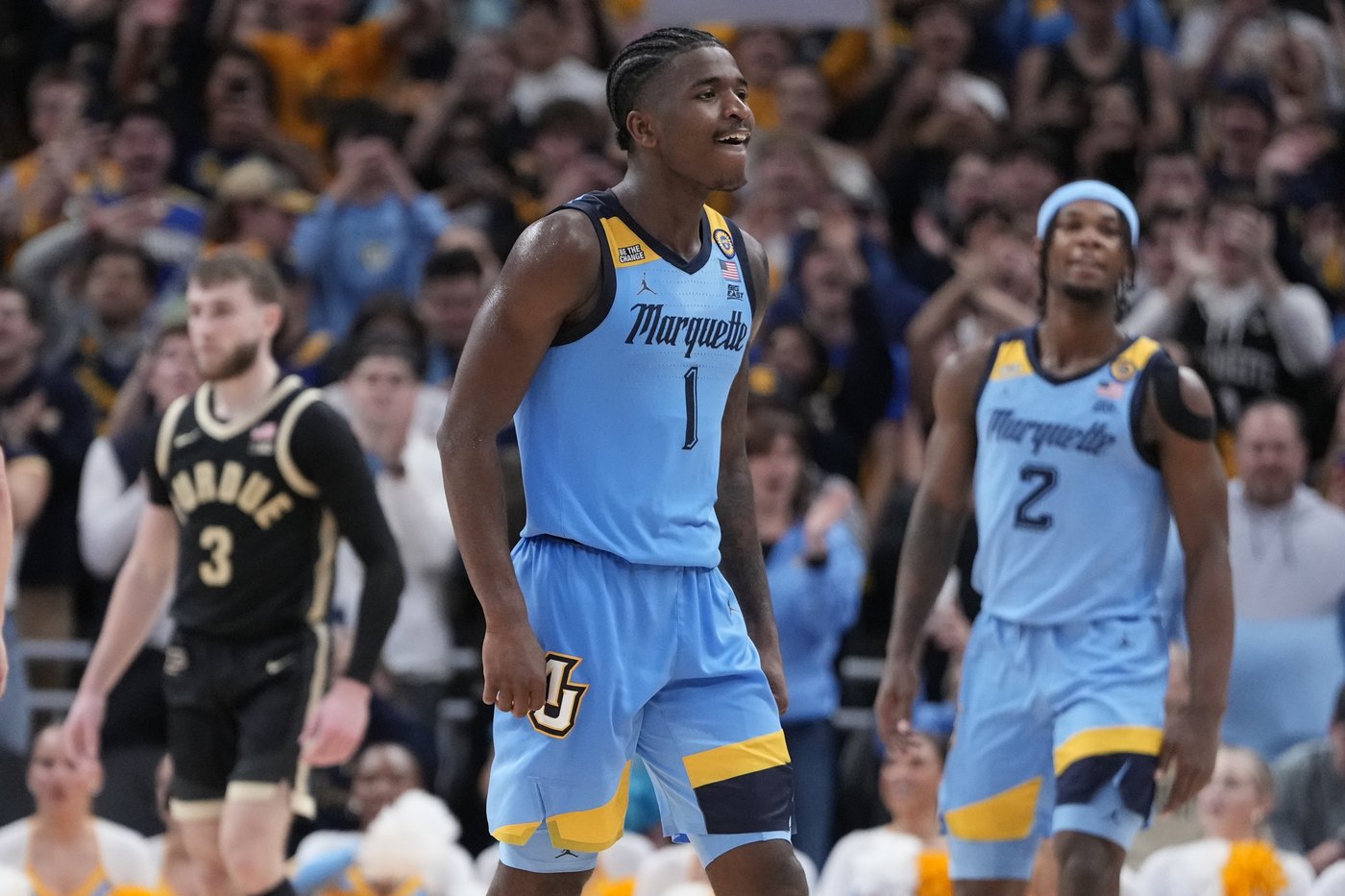 AP men's player of the week: Kam Jones of No. 10 Marquette rides triple double to weekly award | iNFOnews.ca AP men's player of the week: Kam Jones of No. 10 Marquette rides triple double to weekly award | iNFOnews.ca