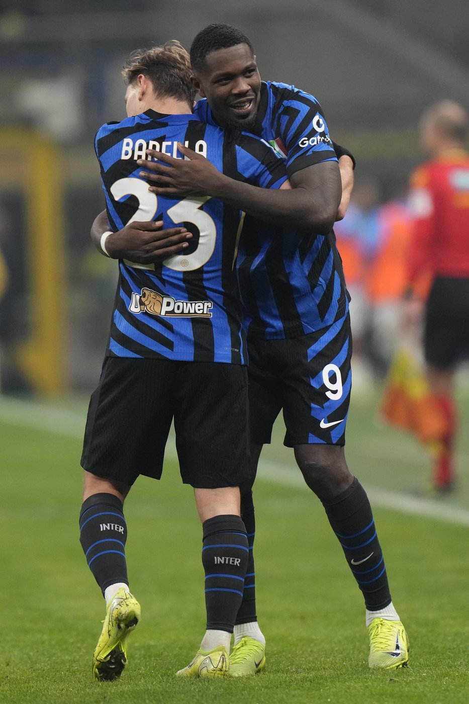 Atalanta tops Serie A after late win over AC Milan while Inter goes 13 games unbeaten | iNFOnews.ca