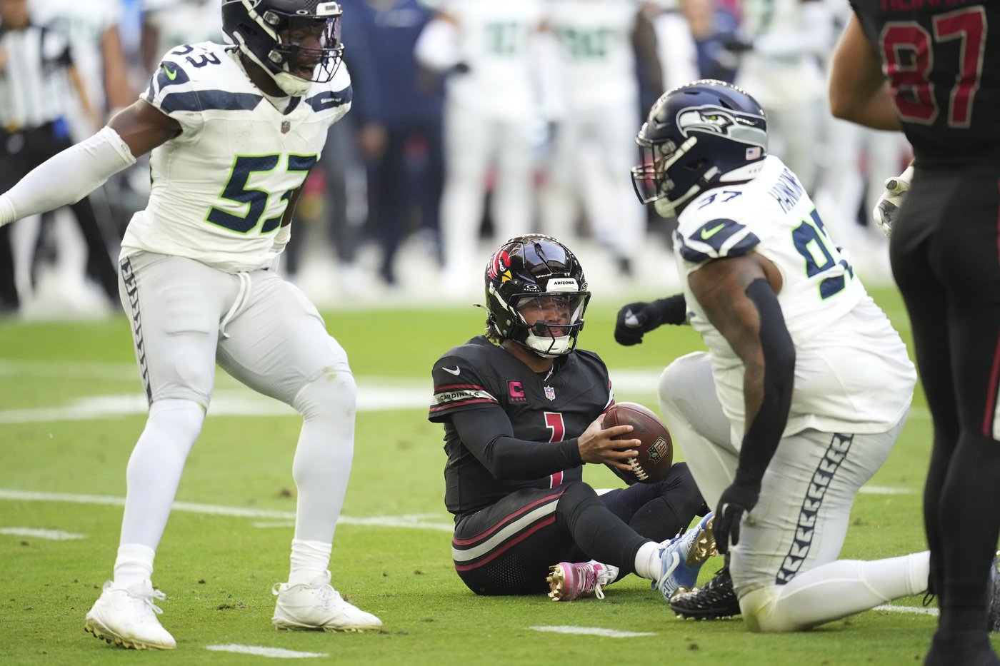 Poor stretch by Cardinals and sweep by Seahawks have Arizona's playoff chances dwindling | iNFOnews.ca