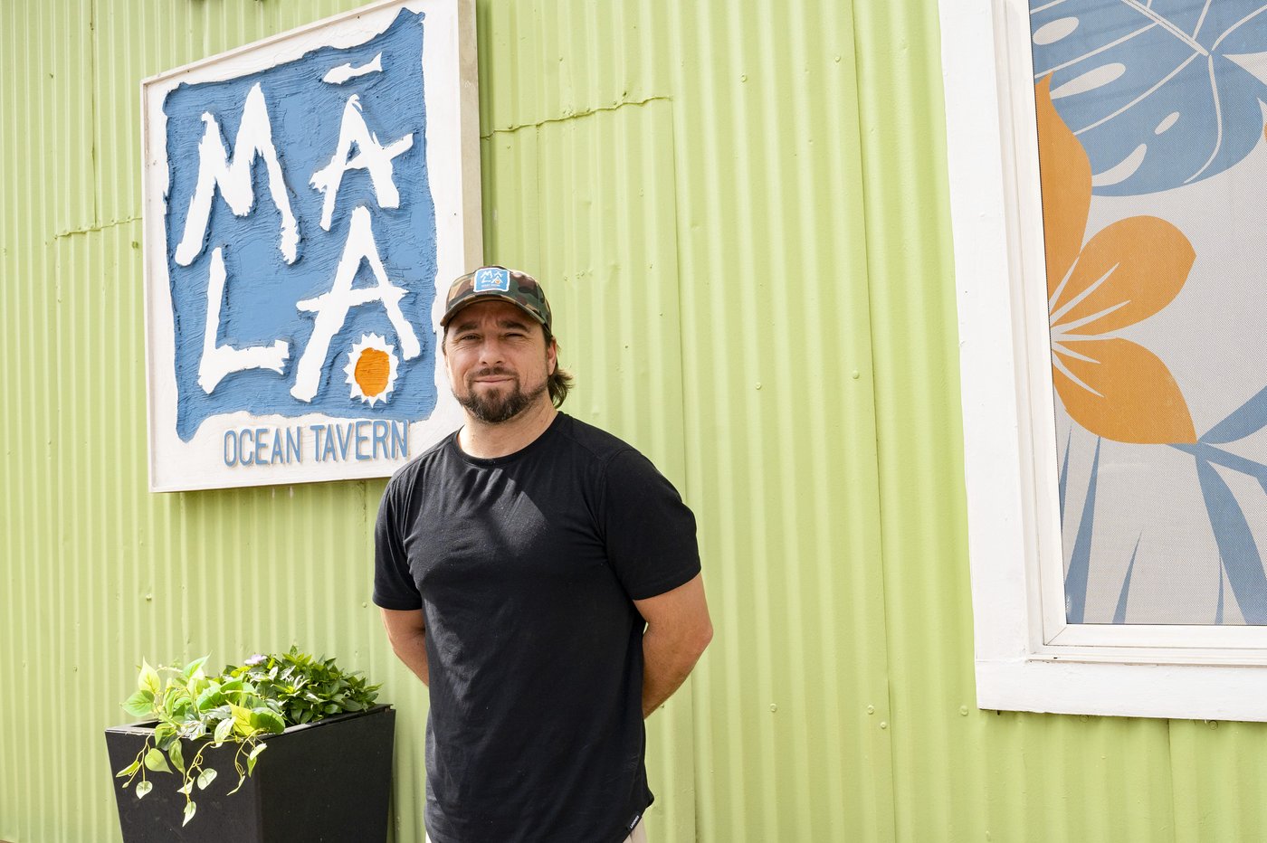 Maui Invitational returns to a Lahaina still grappling with raw emotions left by deadly wildfire | iNFOnews.ca