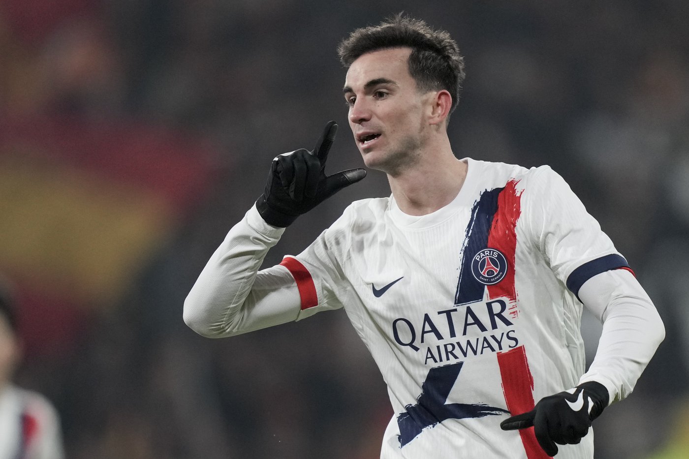 Barcola scores and assists as PSG struggles past Lens with Man City next in crunch match | iNFOnews.ca
